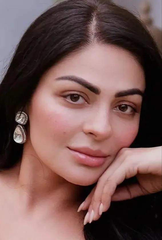 Neeru Bajwa